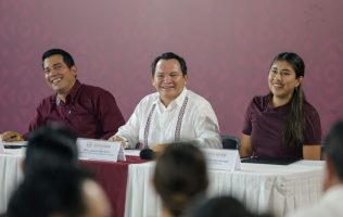 A dos años de gobierno, Díaz Mena mantiene diálogo directo con la ciudadanía en Mérida