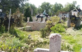 Abandonan panteones en el Edomex y aceleran limpieza por Día de Muertos
