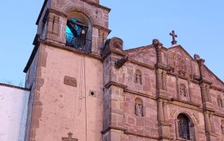 Acusan a Cura de Aculco de intentar vender las campanas de su parroquia