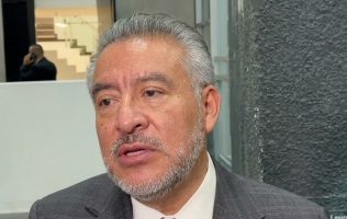 Advierte Horacio Duarte que cuestionar a Delfina es faltarle al respeto