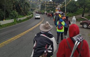 Agradecen peregrinos sus cosechas con viaje en bicicleta al Tepeyac