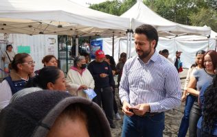 Apoya Anuar Azar economía de familias con Súpercito en Atizapán