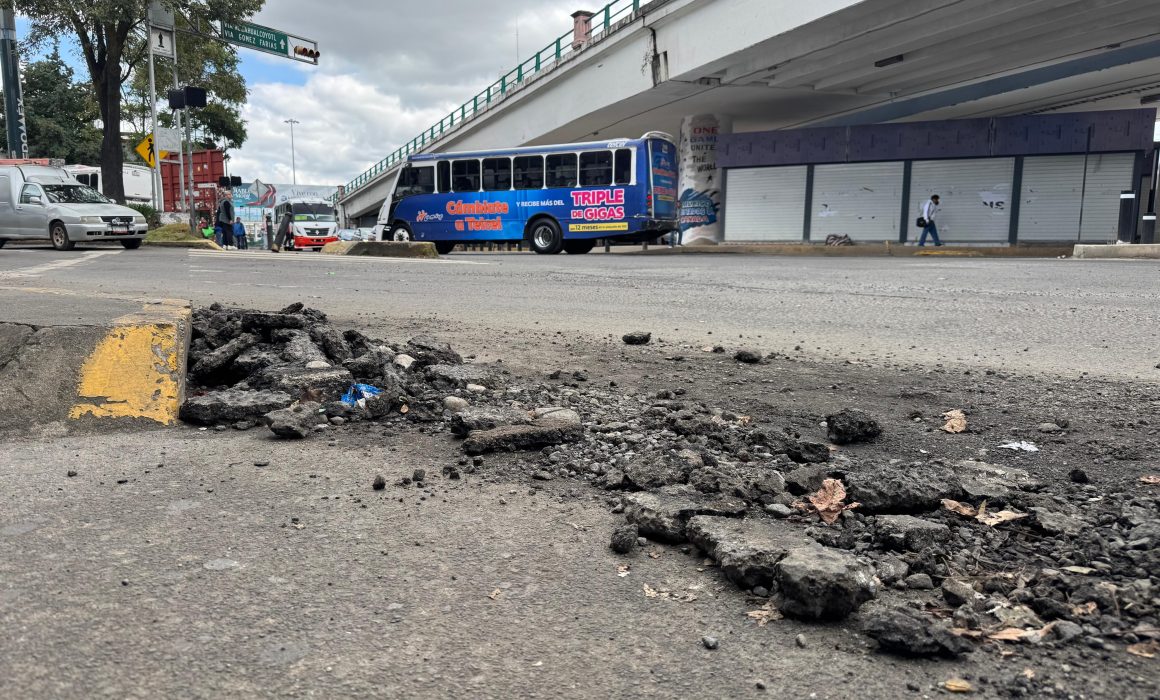 Arman conteo de baches en Toluca y exigen atención de Ricardo Moreno