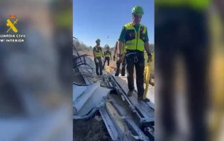 Asciende a 64 la cifra de muertos por choque de trenes en España