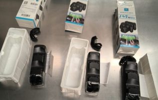 Aseguran en el AICM metanfetamina oculta en bases para videojuegos