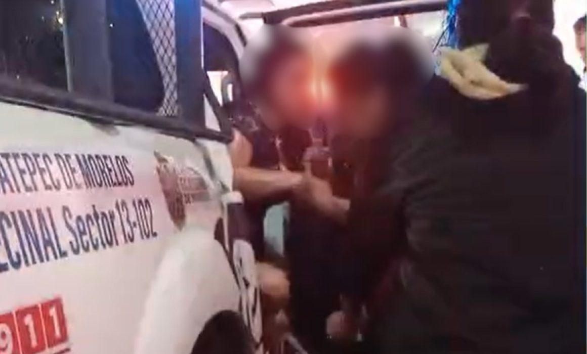 Auxilian a mujer y 2 menores intoxicados en Ecatepec