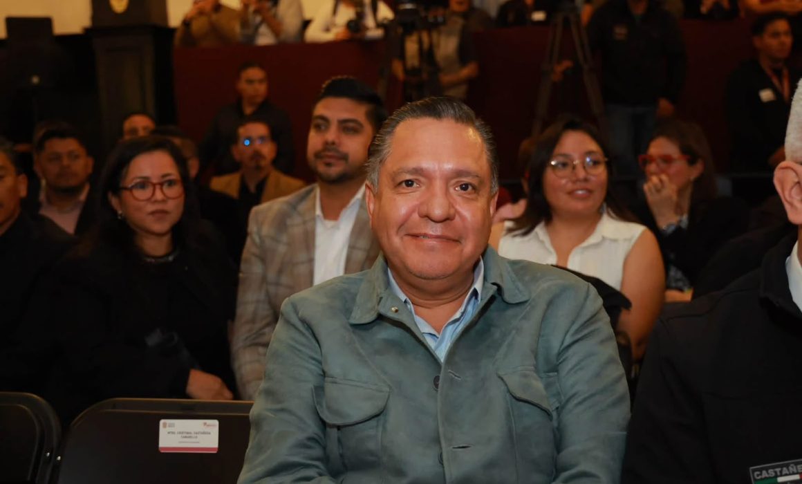 Sigue Ricardo Moreno burlándose del IEEM con sus actos anticipados