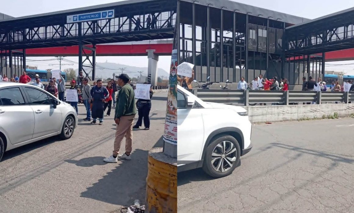 Bloquean México-Puebla para exigir reubicación de bachillerato