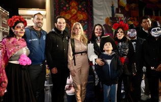 Celebran Huixquilucan el 5to Festival de Catrinas con carrera y desfile