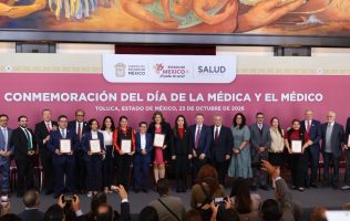 Celebran en el Edomex el Día del Médico con entrega de reconocimientos