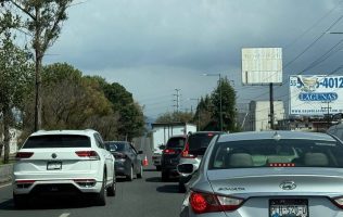 Colapsa Toluca por bloqueos; prevén más caos vial por show de Caifanes