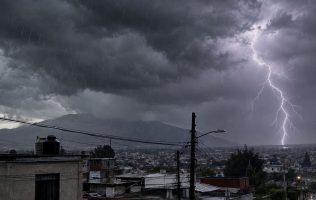 Congelará frente frío a Edomex con heladas y tormentas este lunes