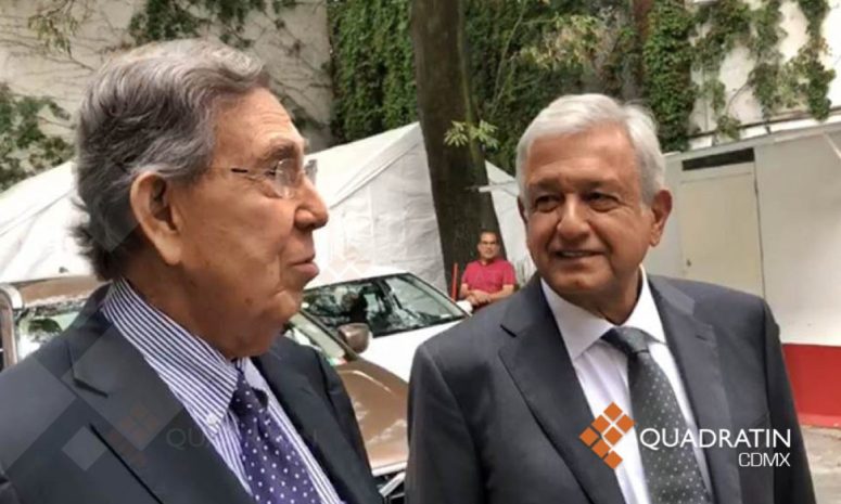 Reconoce AMLO a Cuauhtémoc Cárdenas como precursor de democracia
