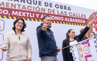 Denuncian a Ricardo Moreno por despidos y uso electoral de programas