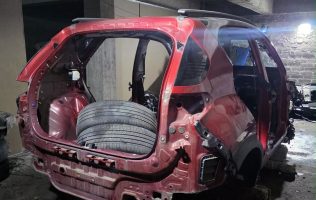 Descubren predio donde desvalijaban autos robados en Chimalhuacán