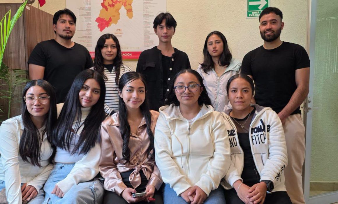 Despegan estudiantes de Sultepec para formarse en Canadá y Reino Unido