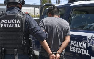 Detiene SSEM a hombre por robo con violencia en calles de Toluca