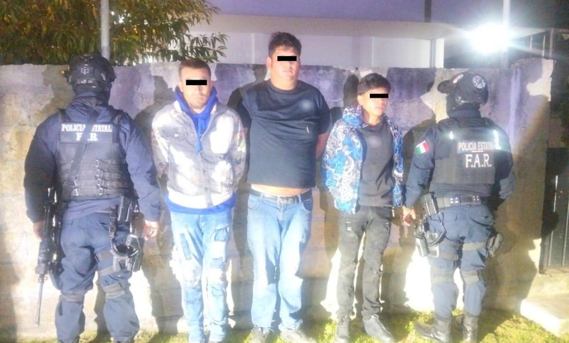 Detienen a tres presuntos ladrones de transporte de carga en Jilotepec