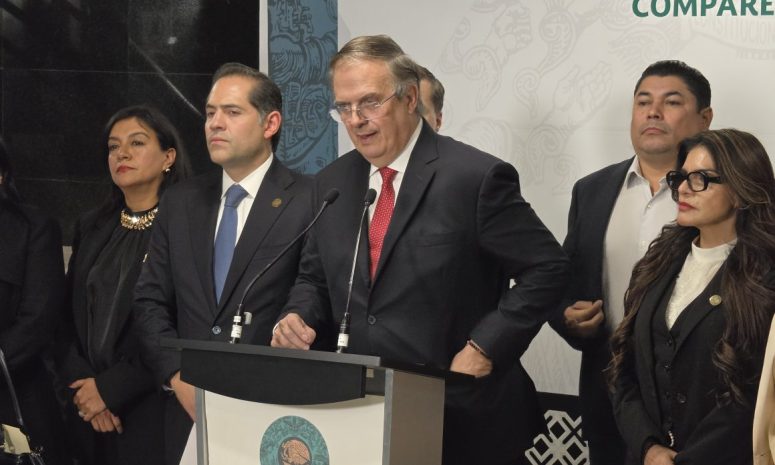 Ebrard pide que lo borren de la lista de los presidenciables