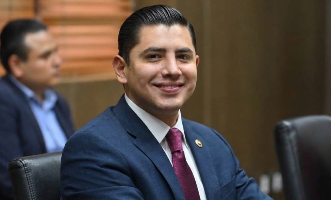 Encabeza Carlos Zurita preferencias de Morena en Ixtapaluca