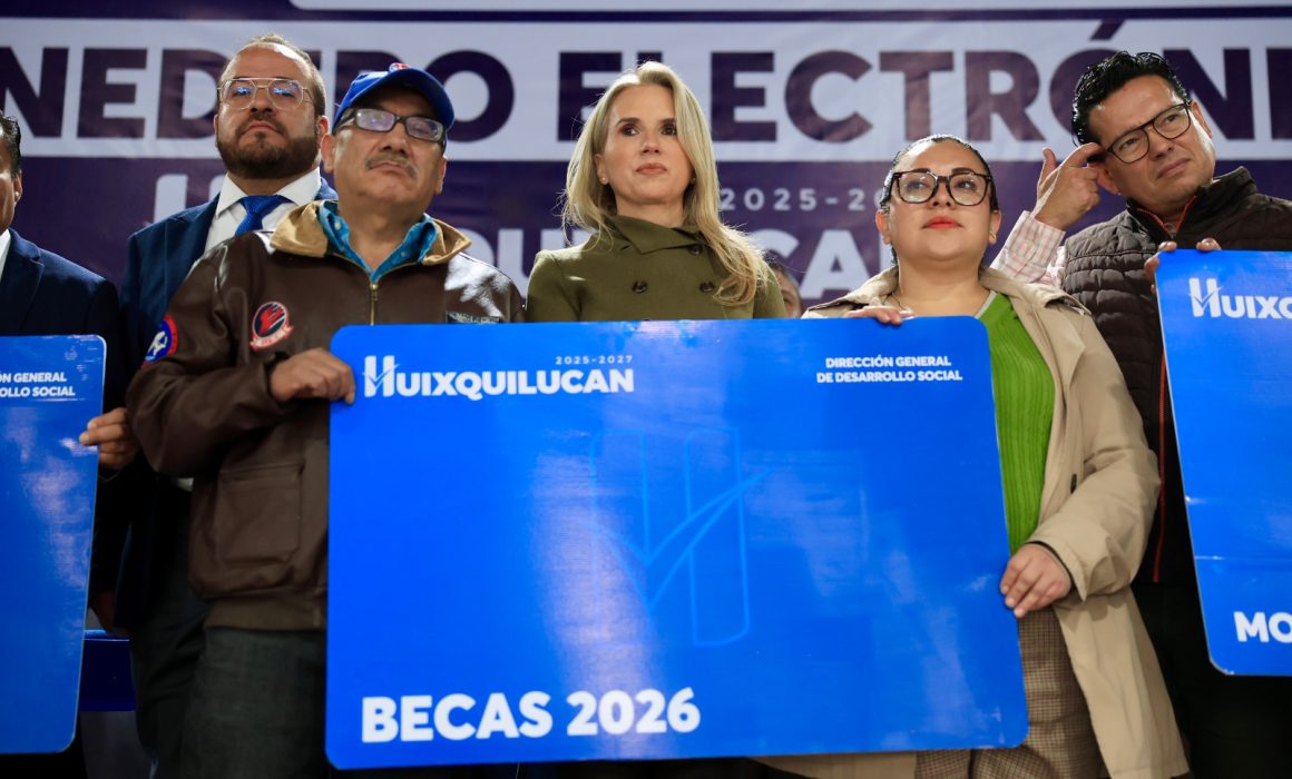 Entrega Huixquilucan apoyos sociales a 15 mil 500 familias durante 2026