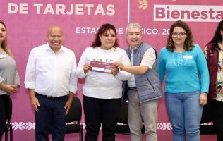 Entrega Tlalnepantla nuevas tarjetas del programa Mujeres con Bienestar