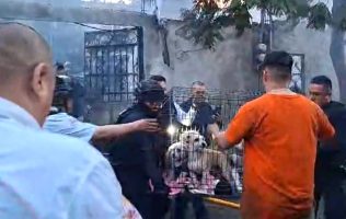 Evitan tragedia en Neza tras incendio en vivienda de El Sol