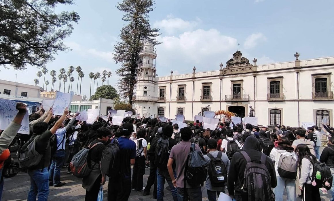 Exigen estudiantes de Chapingo frenar reelección de Ángel Garduño