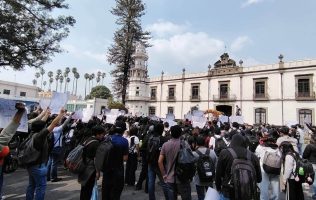 Exigen estudiantes de Chapingo frenar reelección de Ángel Garduño