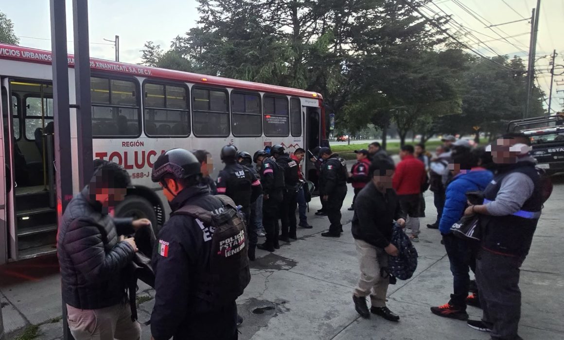 Implementan operativo para proteger a mujeres en transporte de Toluca