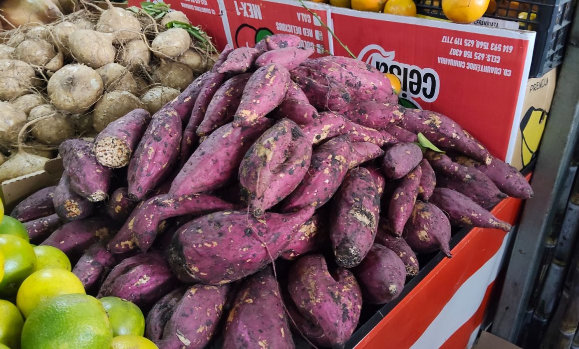 Llegan frutas de temporada a Huehuetoca previo a Día de Muertos