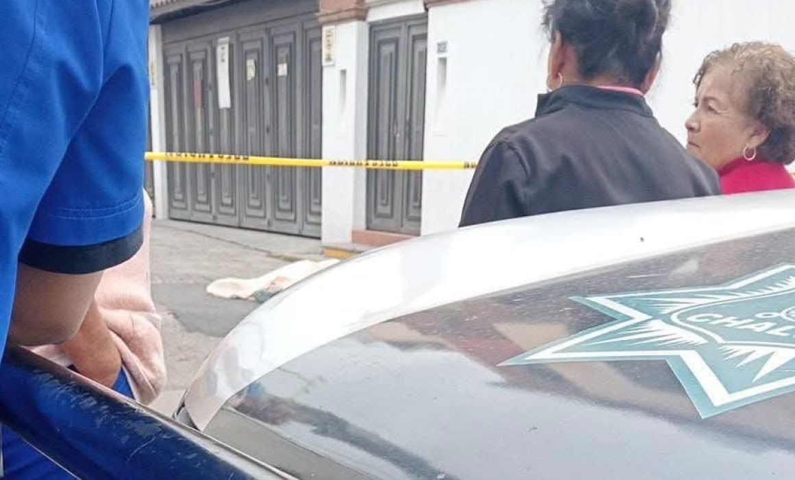 Muere albañil electrocutado al trabajar en tercer piso en Chalco