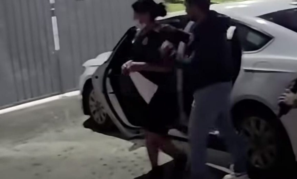 Reaprehenden a mujer por robo con violencia en tiendas de Ecatepec