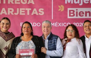 Reciben mujeres de Tequixquiac nuevas tarjetas de Mujeres con Bienestar