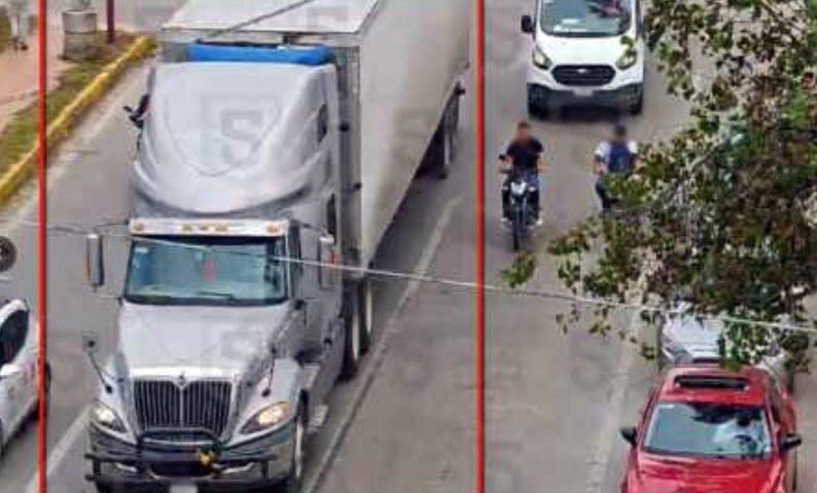 Recuperan tractocamión robado en Valle de Chalco; detienen a dos