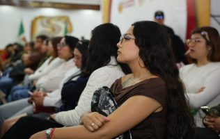 Refuerzan prevención del suicidio con plática para jóvenes en Ecatepec