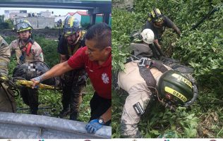 Rescatan a hombre de un canal en Ecatepec