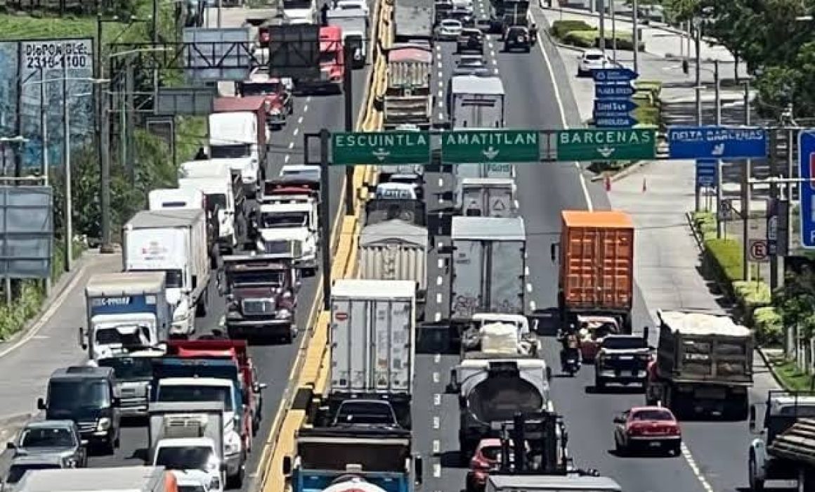 Se adelanta carga vehicular ante amenaza de bloqueos en Edomex