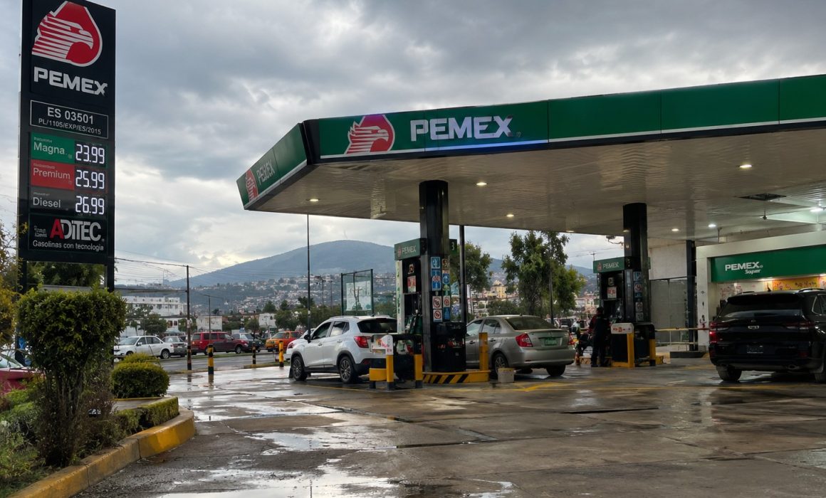 Sufre el Edomex por falta de gasolina; mexiquenses padecen el desabasto