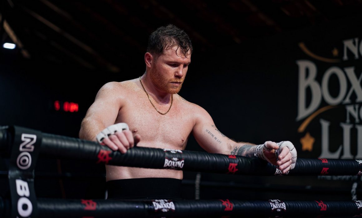 Visualiza Canelo Álvarez su retiro en el Estadio Banorte