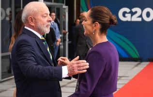 Viva la democracia, ganó el pueblo de Brasil; felicita Sheinbaum a Lula