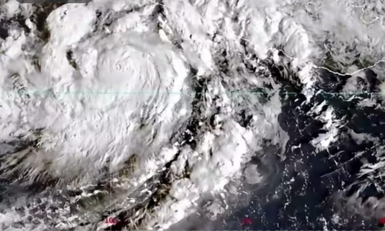 Prevén lluvias fuertes en Edomex; Simon amenaza al Pacífico