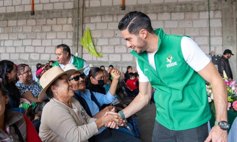 Promueve Pepe Couttolenc apoyos y salud gratuita contra el cáncer 