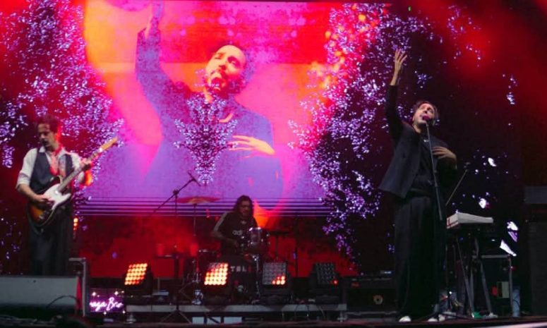 Desatan Motel y Rubytates euforia en cierre del Festival Quimera Metepec